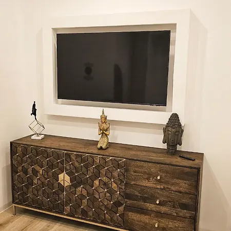 דירה Ug Neubau - Pool, Gym, Sauna, Zweites Bad Extra Buchbar *